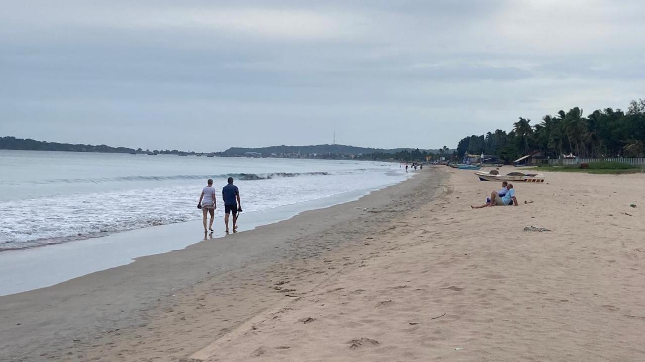 Ceylon Beach Haven Uppuveli ตรินโคมาลี ภายนอก รูปภาพ