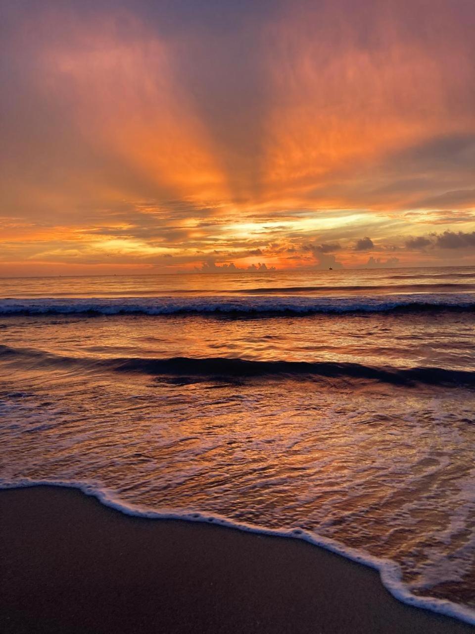 Ceylon Beach Haven Uppuveli ตรินโคมาลี ภายนอก รูปภาพ